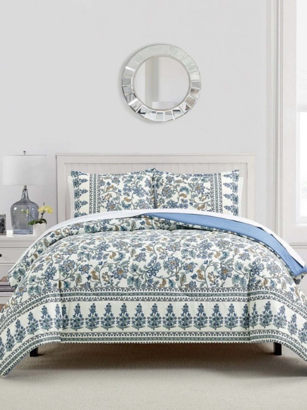 Fairfield  Square Floral Quilt Set in Blue and White.